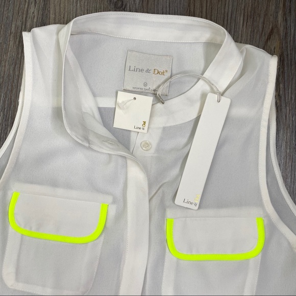 Line & Dot Contrast Zebra Print Sleeveless Top - Picture 7 of 7